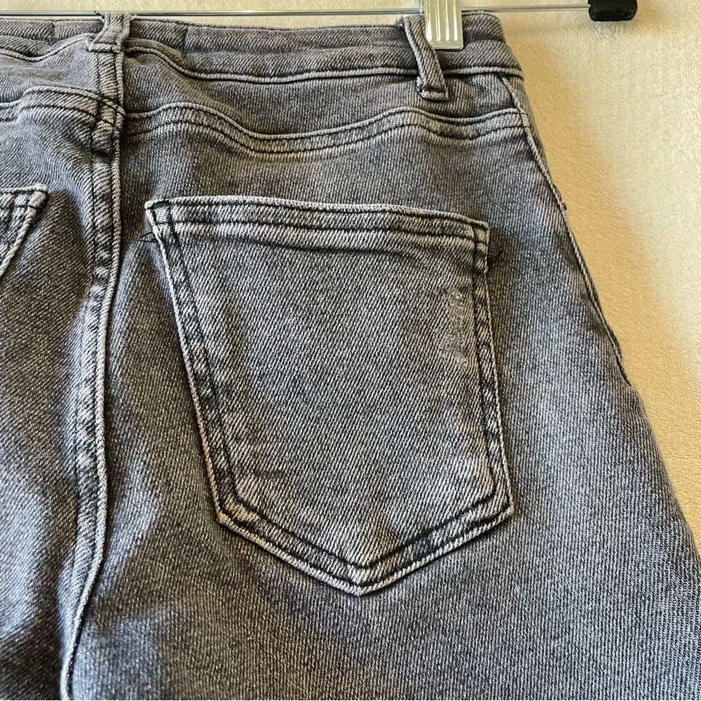 Zara Mid Rise Skinny Jeans Distressed Stretch Womens 2 Faded Black Raw Hem - Picture 11 of 13